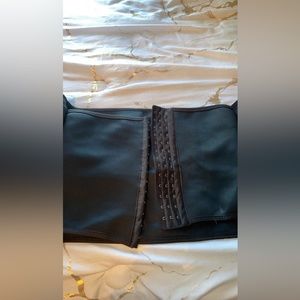 Waist trainer. Never worn.
